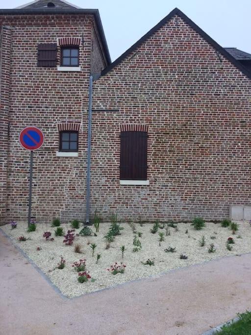 Le Clos De Beauchamp Le Bord De 2 Velos Sont Disponibles Gratuitement